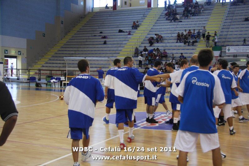 110923 basket 047_tn.jpg